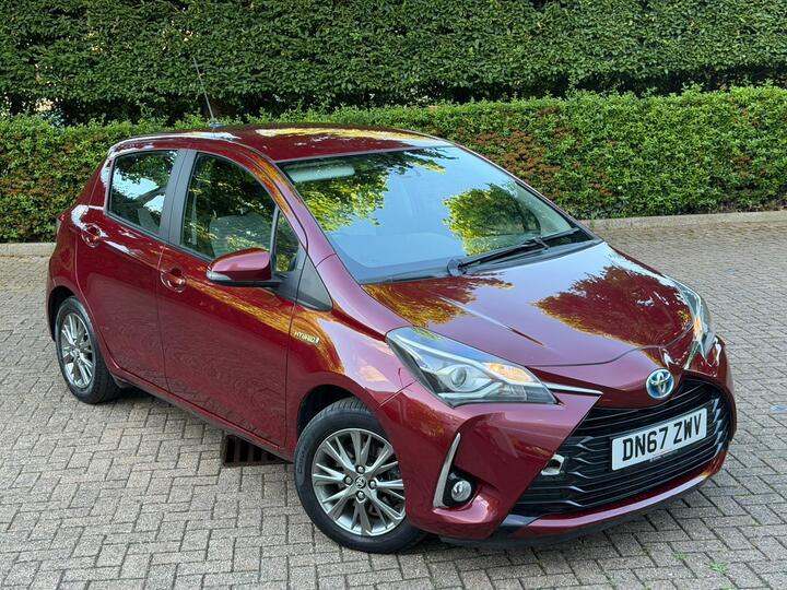 Toyota Yaris 1.5 VVT-h Icon E-CVT Euro 6 (s/s) 5dr