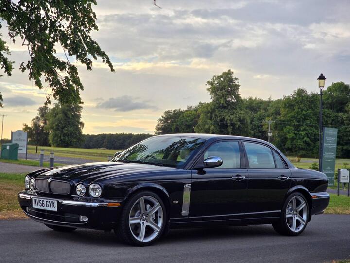 Jaguar XJR 4.2 V8 Portfolio 4dr