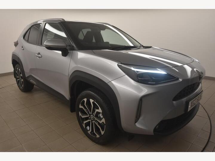 Toyota YARIS CROSS 1.5 VVT-h Design E-CVT Euro 6 (s/s) 5dr