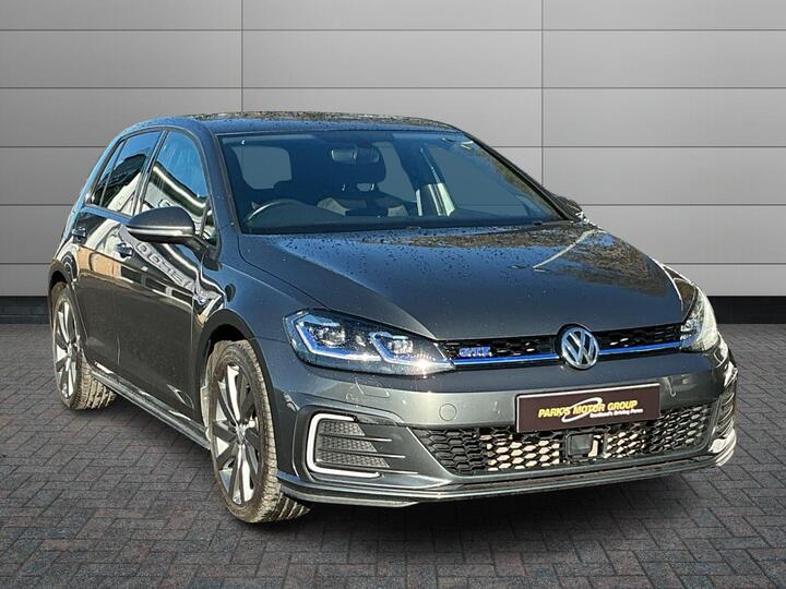 Volkswagen Golf 1.4 TSI 8.7kWh GTE Advance DSG Euro 6 (s/s) 5dr