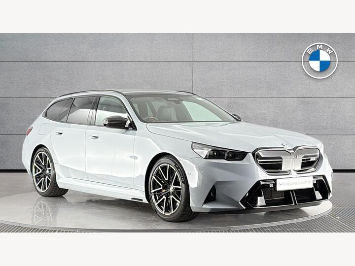 BMW M5 4.4 22.1kWh Touring Steptronic XDrive Euro 6 (s/s) 5dr