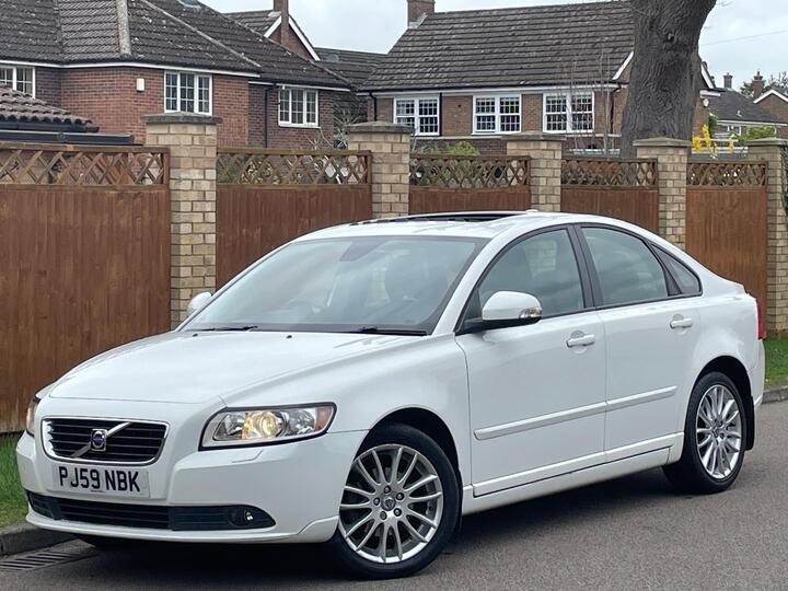 Volvo S40 2.0 SE Lux Euro 5 4dr