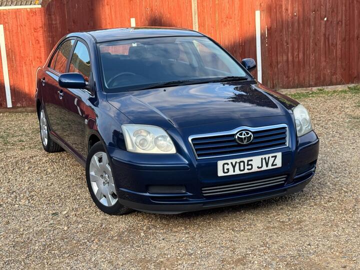 Toyota Avensis 1.8 VVT-i T2 5dr
