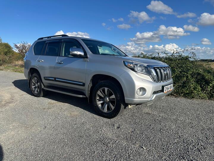Toyota Land Cruiser 3.0 D-4D Invincible Auto 4WD Euro 5 5dr (7 Seats)