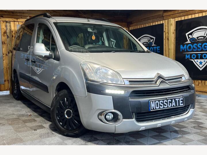 Citroen Berlingo 1.6 E-HDi XTR Multispace MPV ETG6 Euro 5 (s/s) 5dr Citroen Berlingo 1.6 E-HDi XTR Multispace MPV ETG6 Euro 5 (s/s) 5dr
