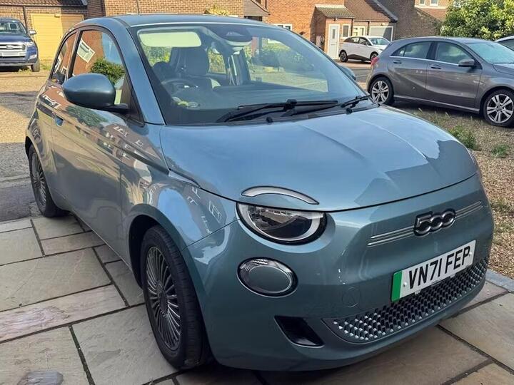 Fiat 500e 42kWh Icon Auto 3dr