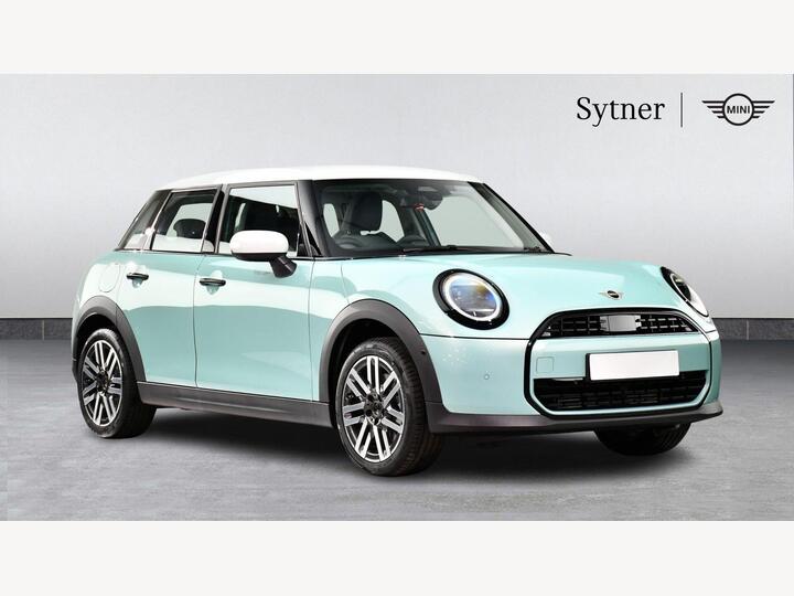 MINI Cooper 1.5C Classic Steptronic Euro 6 (s/s) 5dr