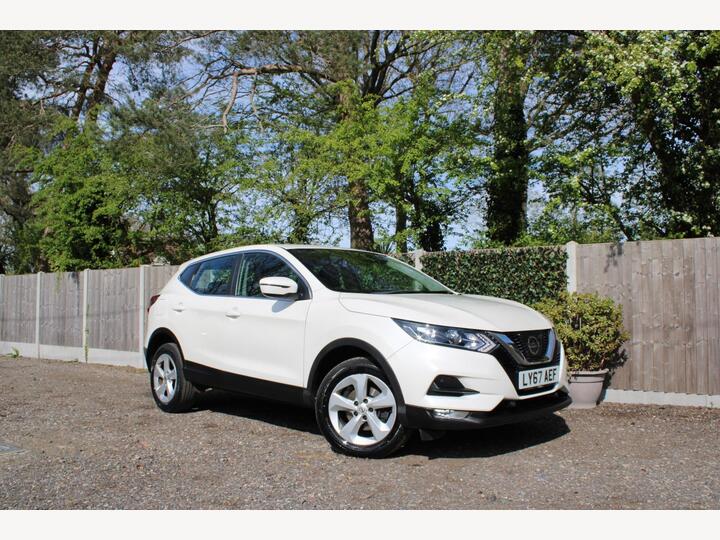 Nissan Qashqai 1.2 DIG-T Acenta Euro 6 (s/s) 5dr