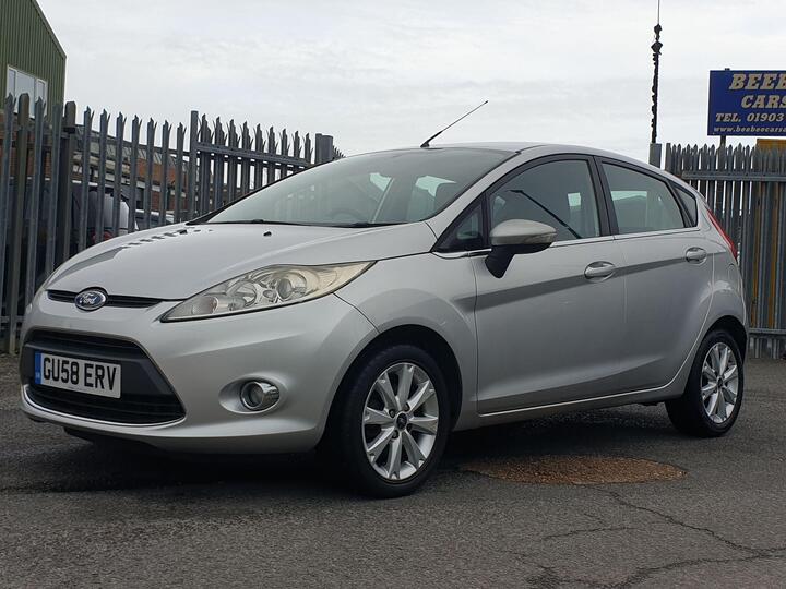 Ford Fiesta 1.25 Zetec 5dr