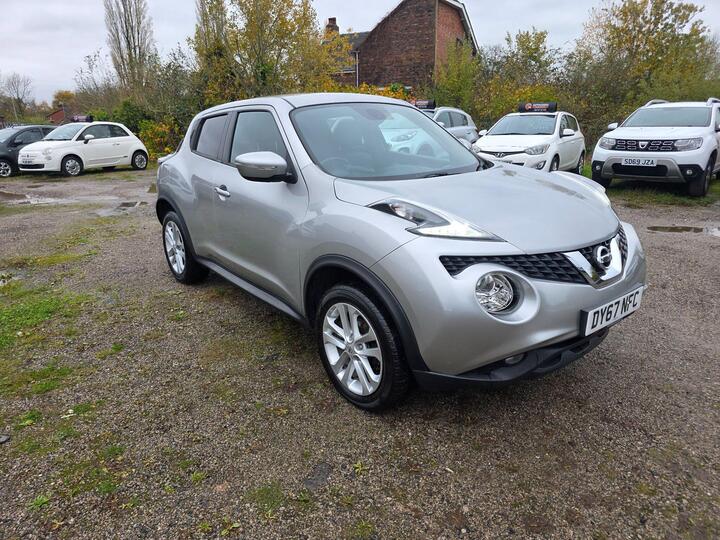 Nissan Juke 1.6 N-Connecta XTRON Euro 6 5dr