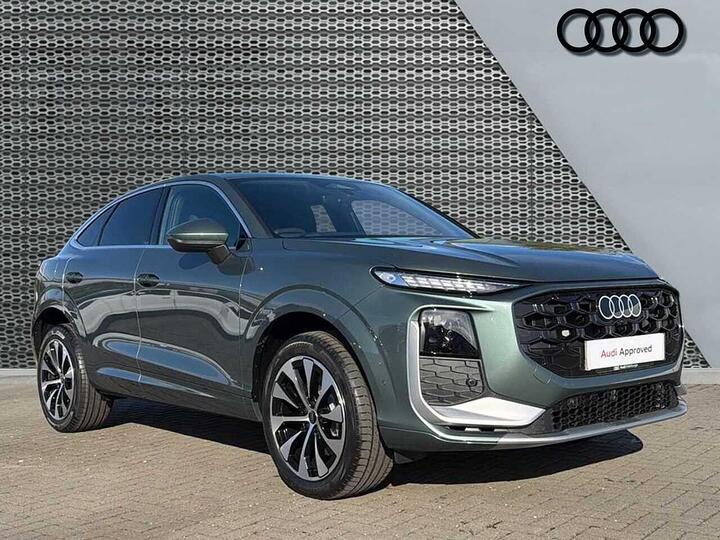 Audi Q3 Sportback 1.5 E-hybrid 26kWh S Line Sportback S Tronic Euro 6 (s/s) 5dr