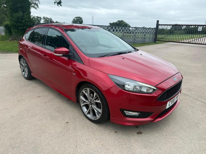 Ford Focus 1.0T EcoBoost ST-Line Euro 6 (s/s) 5dr