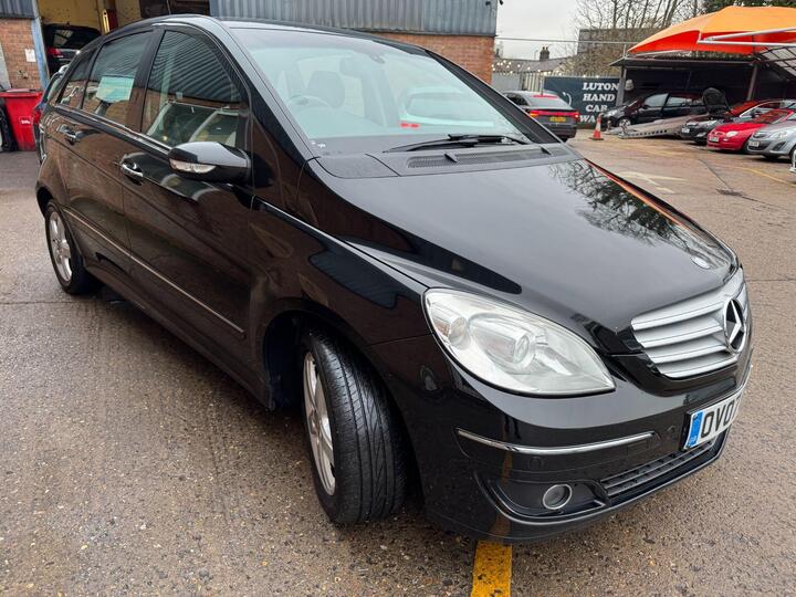 Mercedes-Benz B Class 2.0 B200 SE CVT 5dr