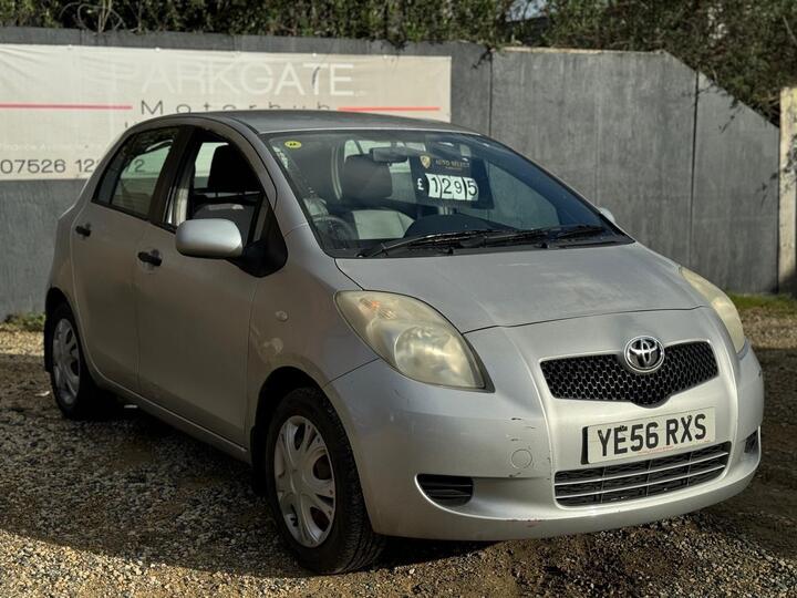 Toyota Yaris 1.0 VVT-i Ion 5dr