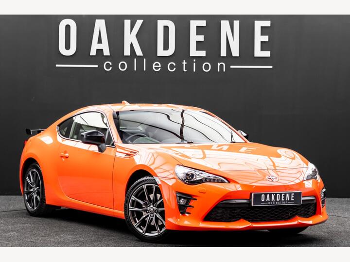 Toyota GT86 2.0 Boxer D-4S Club Series Orange Edition Euro 6 2dr