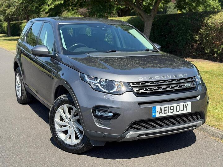 Land Rover Discovery Sport 2.0 TD4 SE Tech Auto 4WD Euro 6 (s/s) 5dr Land Rover Discovery Sport 2.0 TD4 SE Tech Auto 4WD Euro 6 (s/s) 5dr