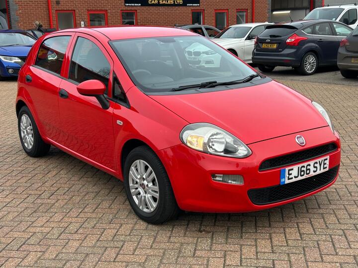 Fiat Punto 1.2 Pop + Euro 6 5dr