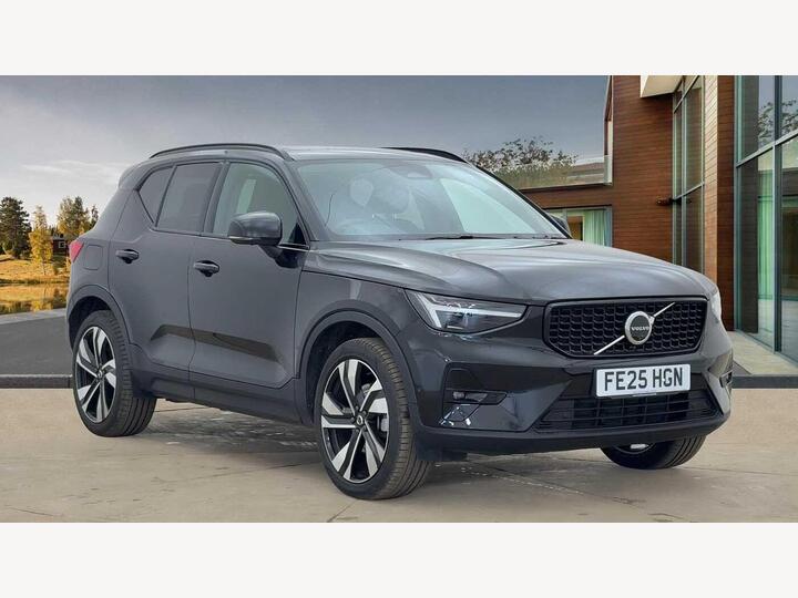 Volvo XC40 2.0 B4 MHEV Ultra Dark DCT Auto Euro 6 (s/s) 5dr