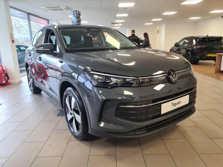 Volkswagen Tiguan 1.5 ETSI MHEV Match DSG Euro 6 (s/s) 5dr