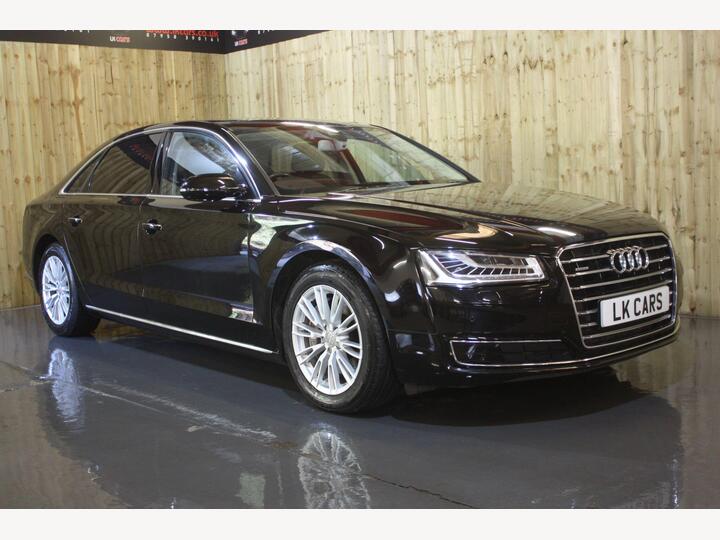 Audi A8 3.0 TDI V6 SE Executive Tiptronic Quattro Euro 6 (s/s) 4dr LWB