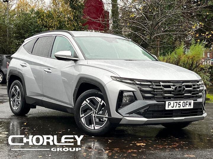 Hyundai TUCSON 1.6 T-GDi Advance Euro 6 (s/s) 5dr Hyundai TUCSON 1.6 T-GDi Advance Euro 6 (s/s) 5dr