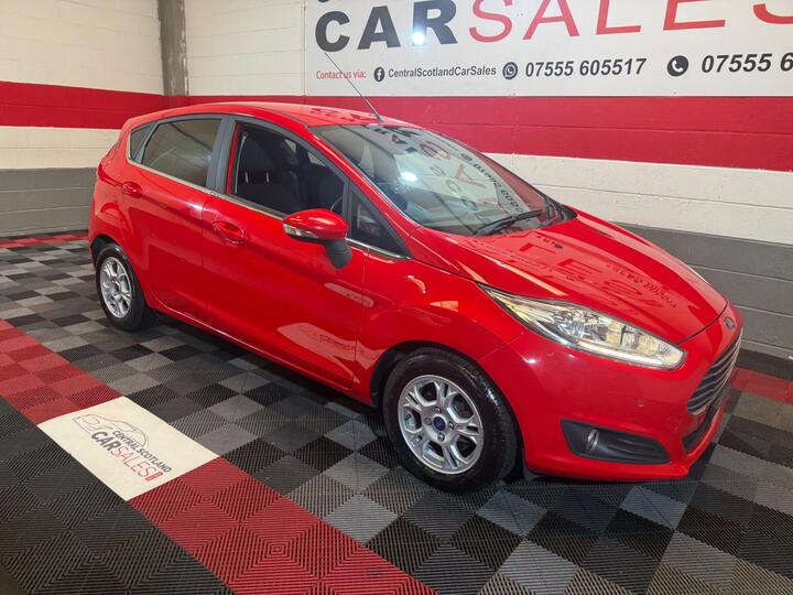 Ford Fiesta 1.6 TDCi ECOnetic Titanium Euro 5 (s/s) 5dr
