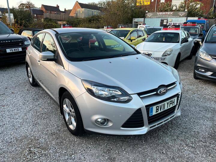 Ford Focus 1.6 Zetec Euro 5 5dr