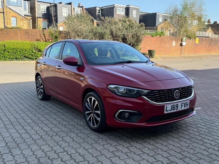 Fiat Tipo 1.4 MPI Lounge Euro 6 5dr