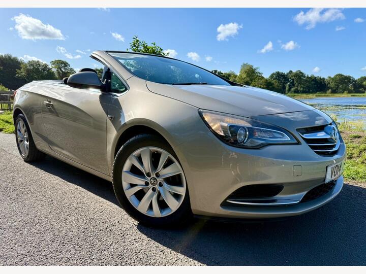 Vauxhall Cascada 1.4T SE Euro 5 (s/s) 2dr Vauxhall Cascada 1.4T SE Euro 5 (s/s) 2dr