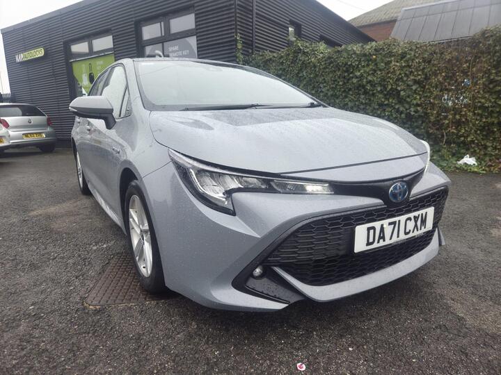 Toyota Corolla 1.8 VVT-h Icon CVT Euro 6 (s/s) 5dr Toyota Corolla 1.8 VVT-h Icon CVT Euro 6 (s/s) 5dr