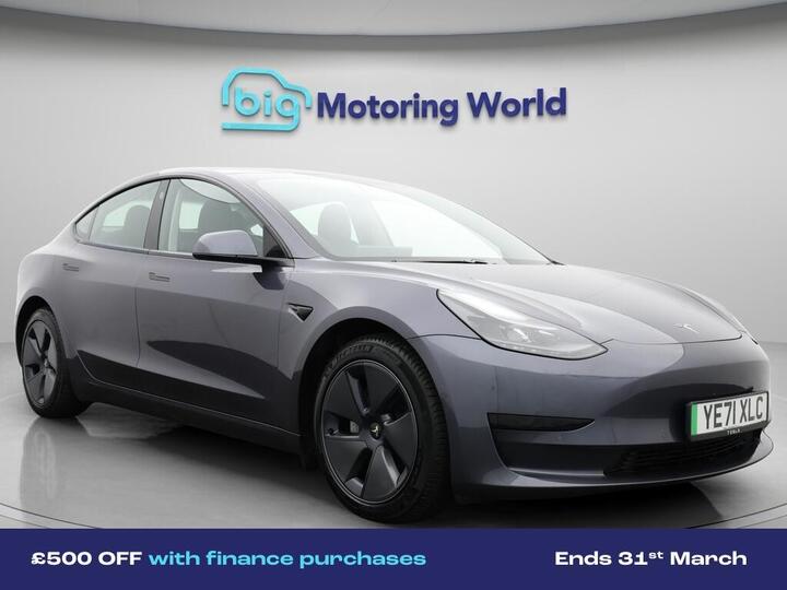 Tesla Model 3 Standard Range Plus Auto RWD 4dr