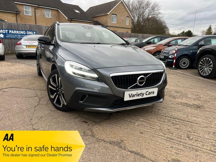 Volvo V40 Cross Country 1.5 T3 GPF Pro Auto Euro 6 (s/s) 5dr