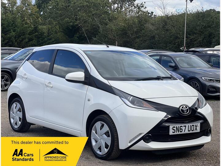 Toyota AYGO 1.0 VVT-i X-play Euro 6 5dr