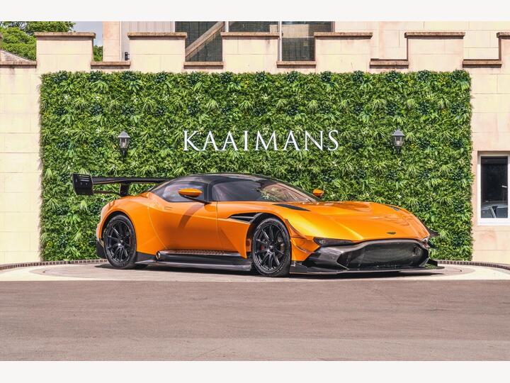 Aston Martin VULCAN AMR PRO