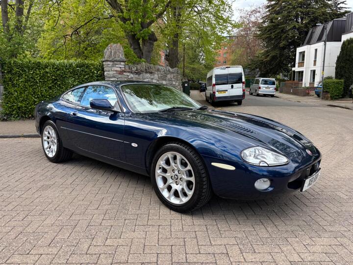 Jaguar XKR 4.0 Supercharged 2dr