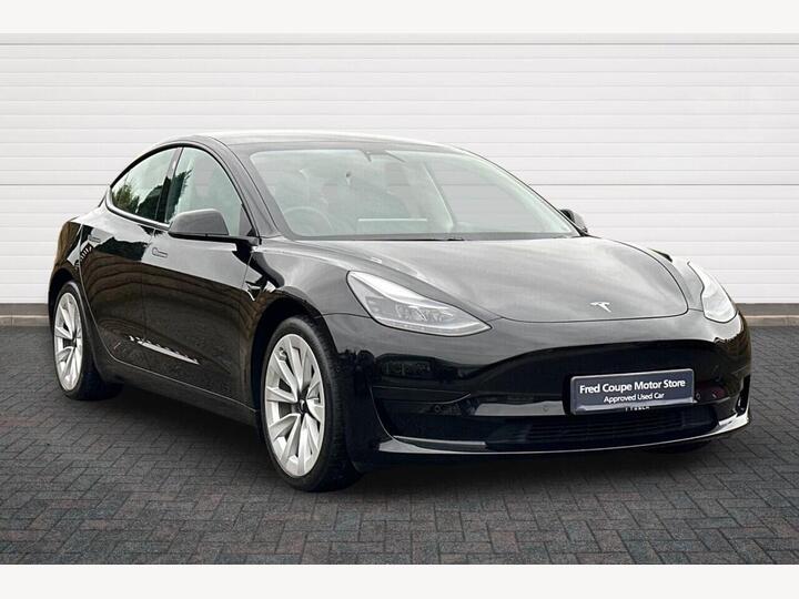 Tesla Model 3 Standard Range Plus Auto RWD 4dr