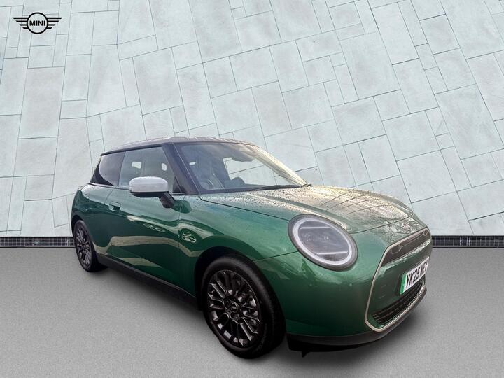 MINI Electric Cooper E 40.7kWh Exclusive Auto 3dr MINI Electric Cooper E 40.7kWh Exclusive Auto 3dr