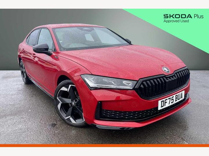 Skoda Superb 2.0 TDI SportLine DSG Euro 6 (s/s) 5dr Skoda Superb 2.0 TDI SportLine DSG Euro 6 (s/s) 5dr
