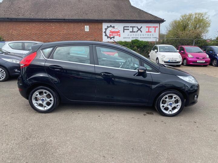 Ford Fiesta 1.25 Zetec 5dr