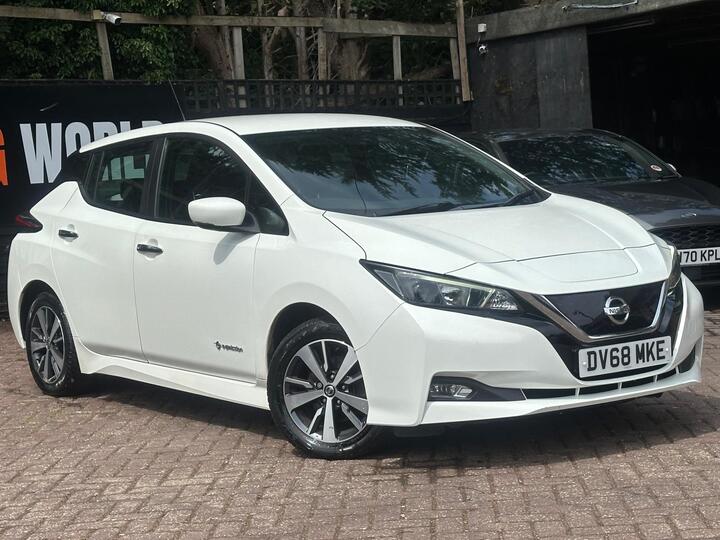 Nissan Leaf 40kWh Acenta Auto 5dr