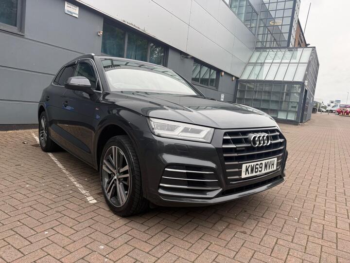 Audi Q5 2.0 TFSIe 55 S Line Competition S Tronic Quattro Euro 6 (s/s) 5dr 14.1kWh