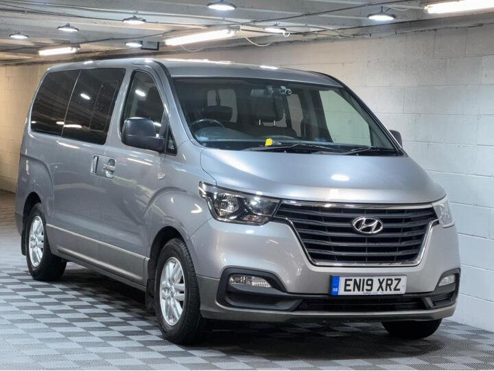 Hyundai I800 2.5 CRDi SE Nav Auto Euro 6 5dr Hyundai I800 2.5 CRDi SE Nav Auto Euro 6 5dr
