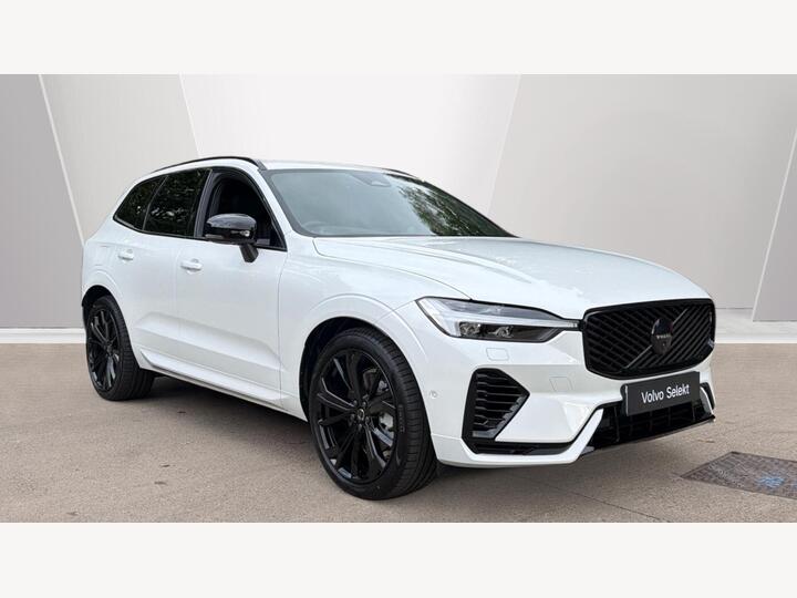 Volvo XC60 2.0 B5 MHEV Plus Black Edition Auto AWD Euro 6 (s/s) 5dr