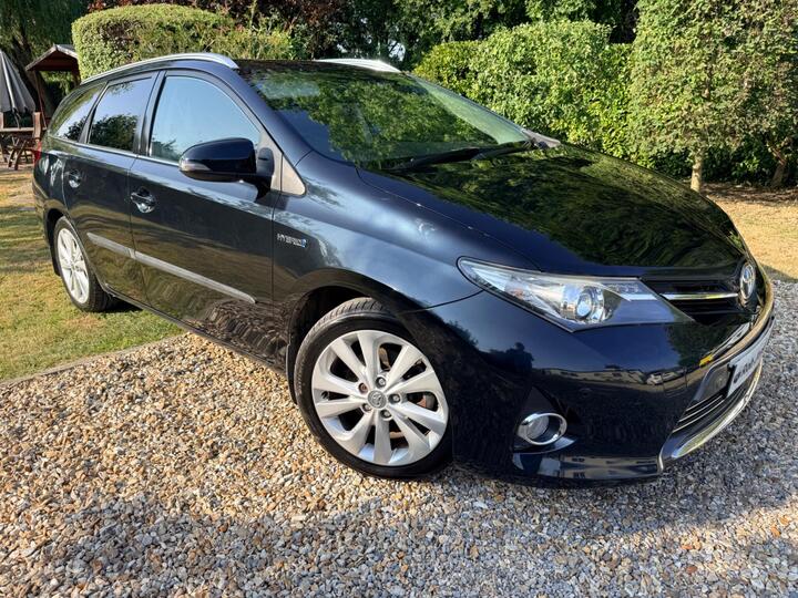 Toyota Auris 1.8 VVT-h Excel Touring Sports CVT Euro 5 (s/s) 5dr