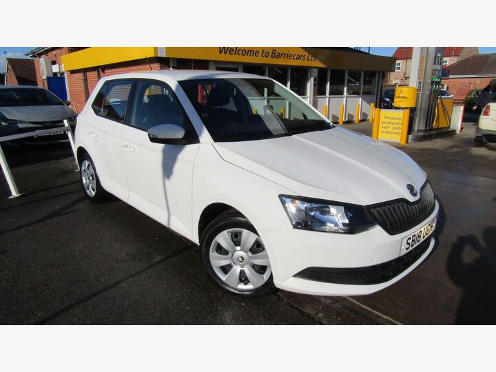 Skoda Fabia 1.0 TSI S Euro 6 (s/s) 5dr Skoda Fabia 1.0 TSI S Euro 6 (s/s) 5dr