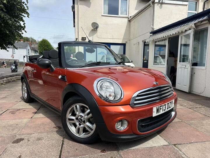 MINI Convertible 1.6 One Auto Euro 5 2dr MINI Convertible 1.6 One Auto Euro 5 2dr