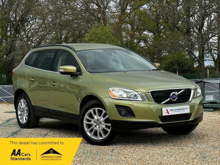 Volvo XC60 2.4 D5 SE Lux Geartronic AWD Euro 4 5dr