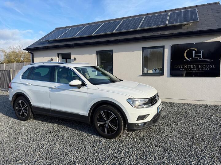 Volkswagen Tiguan 2.0 TDI SE Navigation DSG Euro 6 (s/s) 5dr
