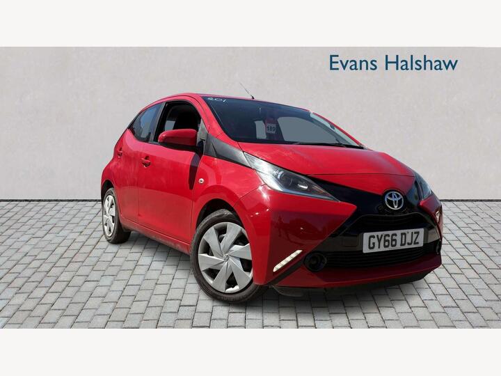 Toyota Aygo 1.0 VVT-i X-play X-shift Euro 5 5dr Euro 5