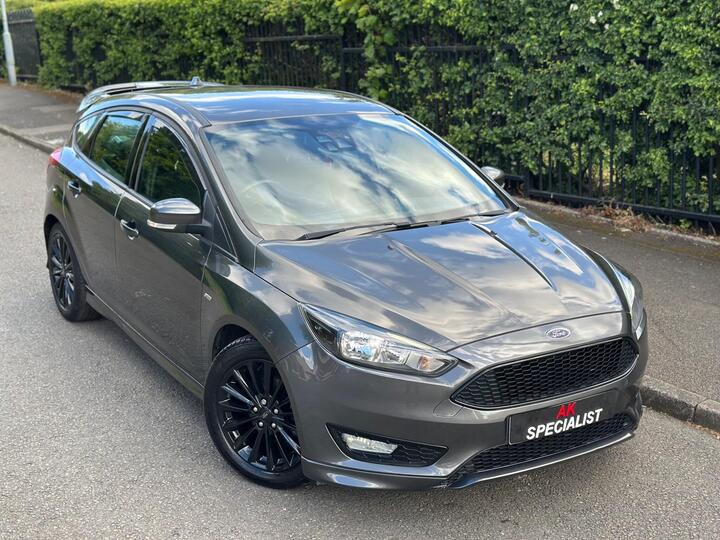 Ford Focus 1.0T EcoBoost ST-Line Euro 6 (s/s) 5dr